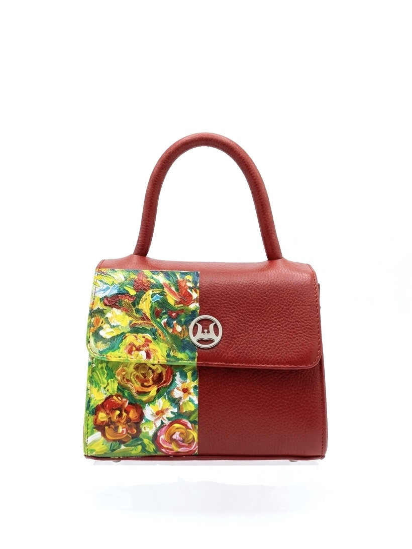 Tokyo Micro: Red Meets Art