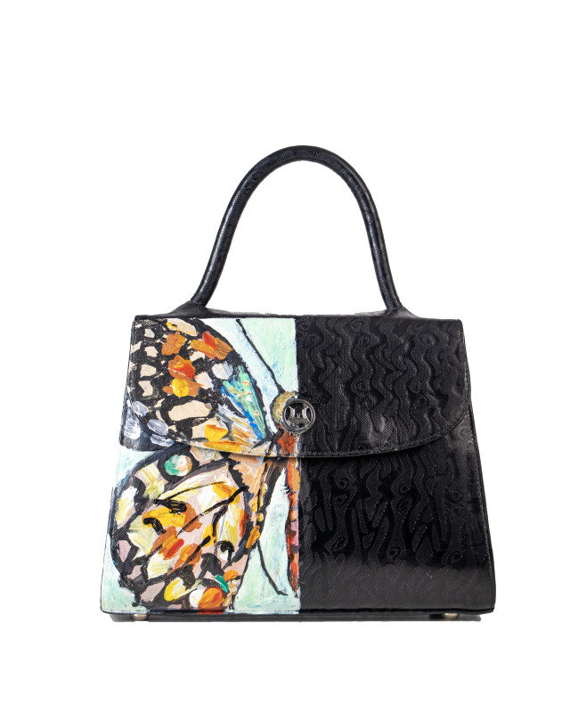 Paris Midi: Black Wave Print Meets Art